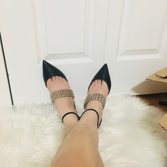 Christian Louboutin Levita 55 Nappa PVC Pump - Picture 13 of 14